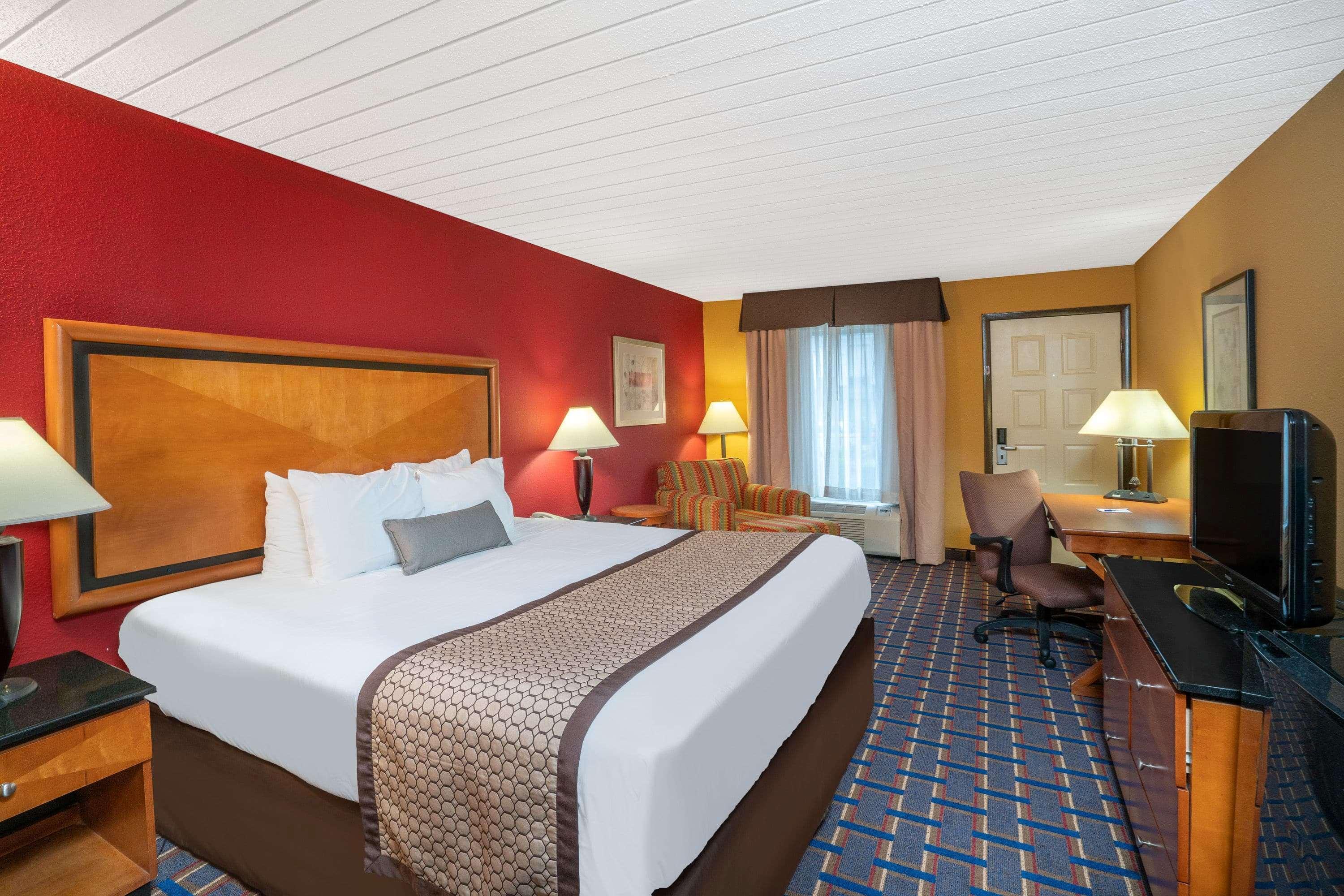 Baymont By Wyndham Knoxville I-75 Exterior foto
